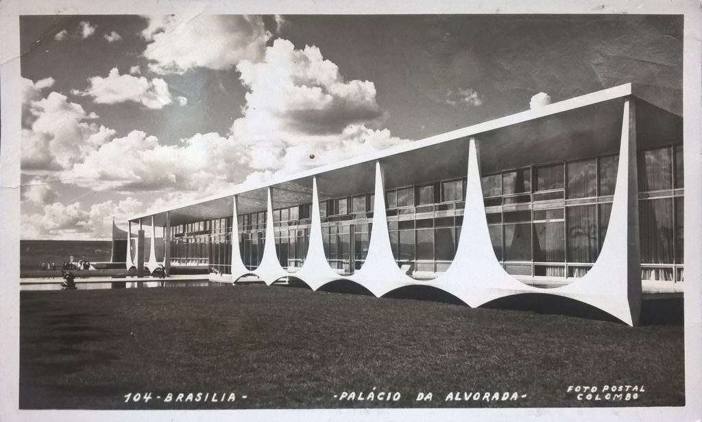 “Palácio da Alvorada”, Colombo. Documento fotográfico, 9 x 12 cm.