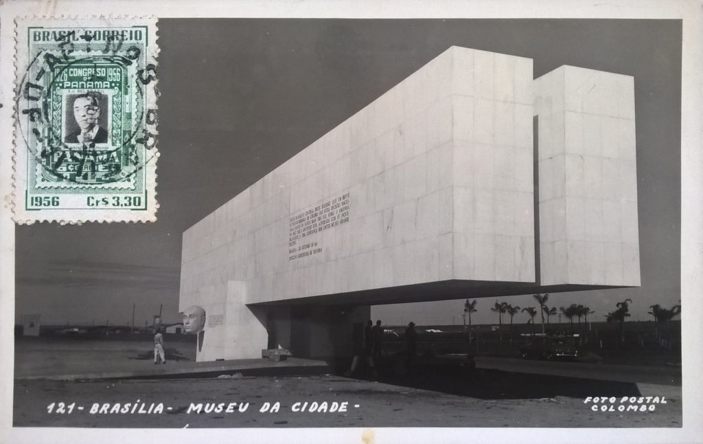 “Museu da cidade”, Colombo. Documento fotográfico, 9 x 12 cm.