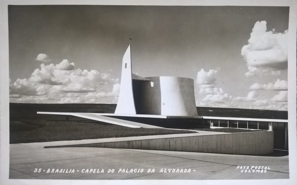 “Capela do Palácio da Alvorada”, Colombo. Documento fotográfico, 9 x 12 cm.